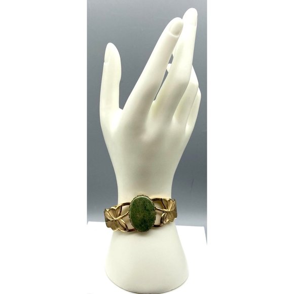 Vintage Jade Hinged Cuff Bracelet with Gold Tone Leaves, 1970s Clamper Statement - Picture 2 of 7